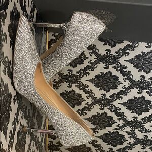 Steve Madden Sparkling Silver bling pumps